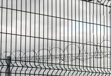 DEMARKACIONI APO KORRUPSIONI ËSHTË GUR MË I RËNDË NË QAFËN E KOSOVËS