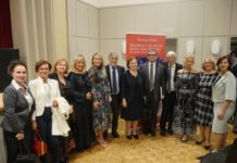 Misioni kolosal i autorit: të promovojë vlerat e popullit të tij…