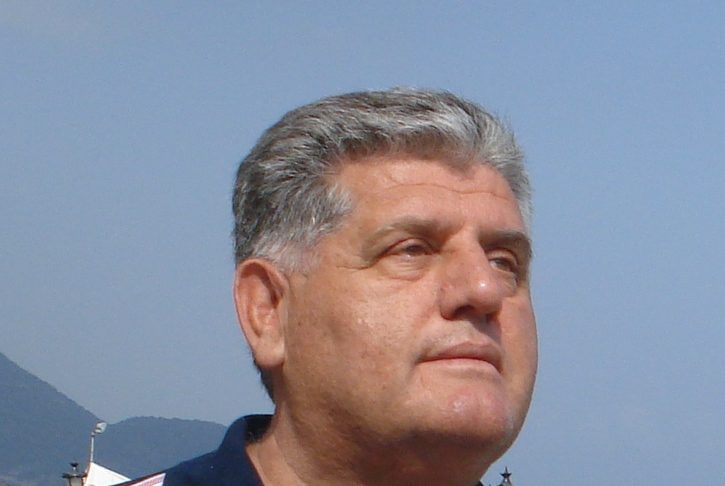 Deri kur disa deputetë do të na turpërojnë para vetës e botës?!