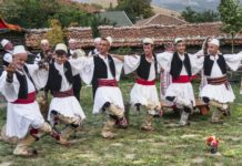 Ansambli Folklorik “Vaçe Zela” nga Lushnja, që impresionon me valle të Myzeqesë