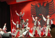 “Arbëresha” e Zvicrës, në 19 vjetor defiloi me program të përzgjedhur e tejet cilësor