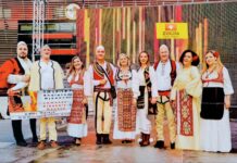 “Hareja” dhe “Gëzuar” e Komunitetit Shqiptar të Gjenevës në “Festën e Valleve” arbëreshe të Kalabrisë