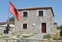 Vizita gëzimi e dëshpërimi në shtëpinë ku banoi Gjergj Fishta