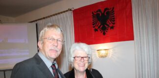 Ndërroi jetë Albanologu zviceran, Dr. Dr. Basil Schader, kontribuues i madh ndaj shkollës shqipe